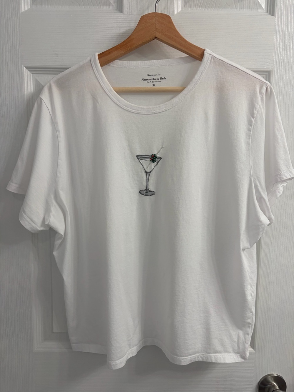 Abercrombie & Fitch White Women’s Martini Embroidered Tee
